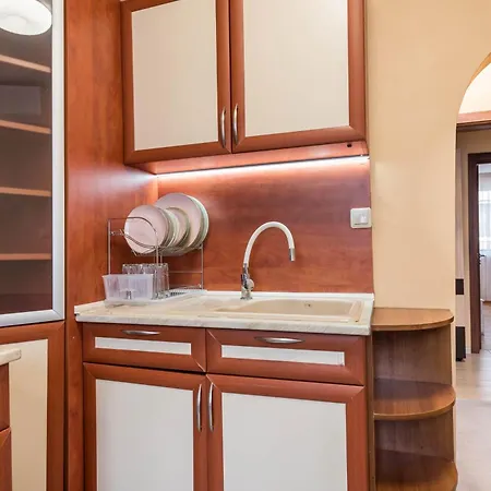 Downtown аpartment With Free Parking Apartment Varna