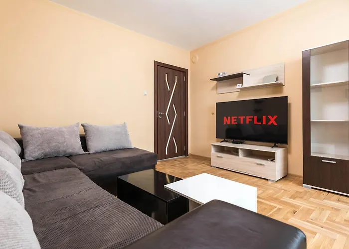 Downtown аpartment With Free Parking * Varna